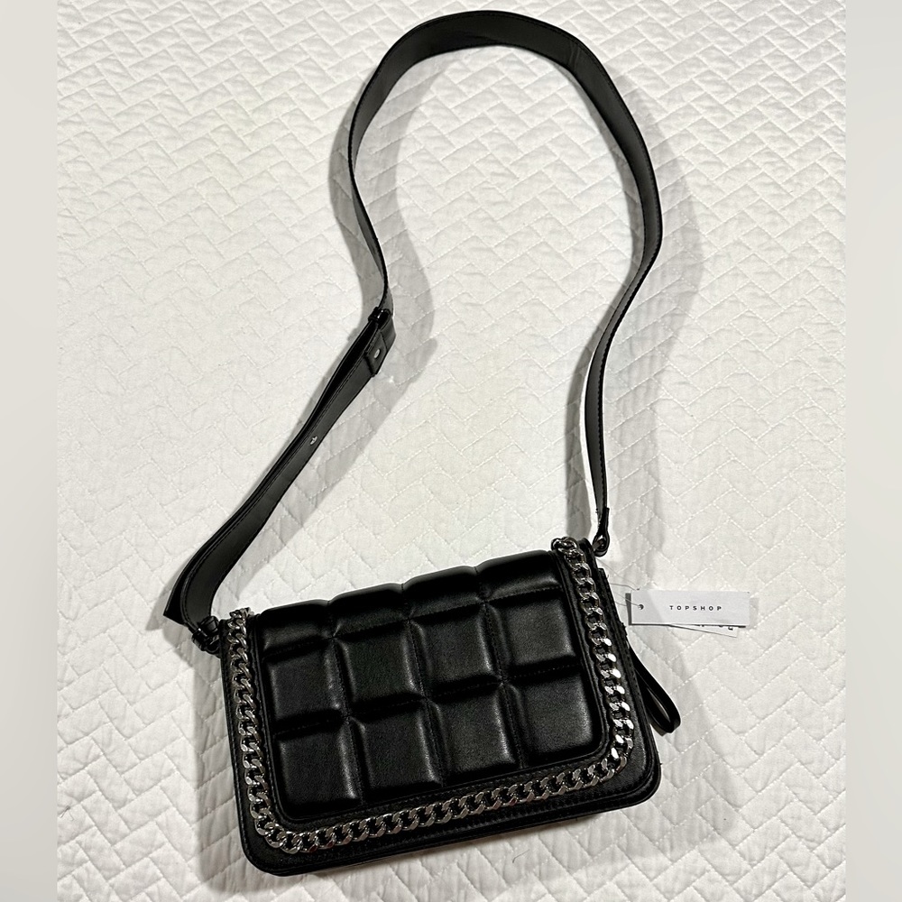 Topshop brand new crossbody w/ adjustable thick strap. Black with silver. L🖤VE!